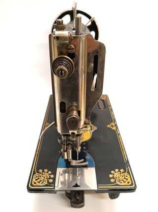 Máquina de coser Gritzner "J"