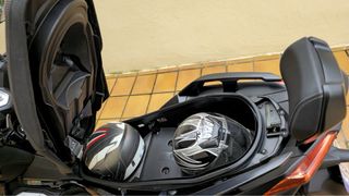 Yamaha XMAX 400 - Iron Max -Maxi Scooter