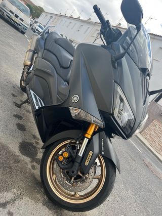 Yamaha T-Max 530 Maxi-Scooter mejor ver y probar