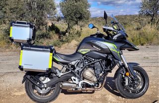 QJ Motor SRT 700 Adventure