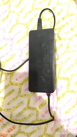 Patinete eléctrico con luces LED