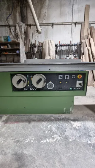 Escuadradora Griggio SC 3200 + Aspiradora