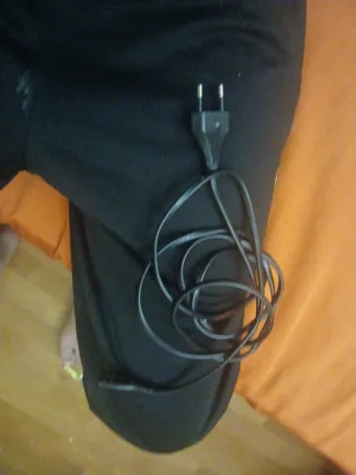 PS4 (PlayStation 4) Negra + Mando + Syberia 3