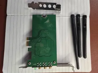 Adaptador WiFi D-Link DWA-556 PCIe N