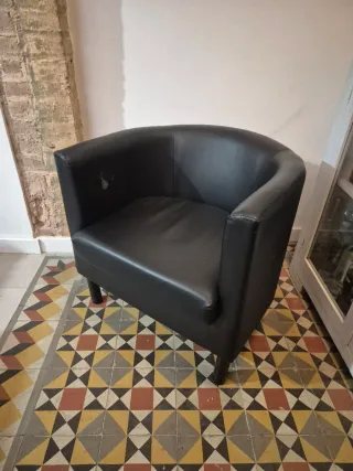 Butaca Ikea en ecopiel negra
