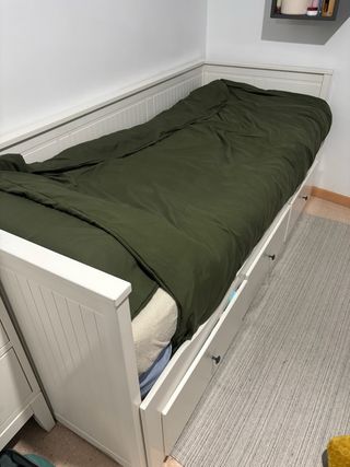 Cama Diván Ikea con 2 Colchones