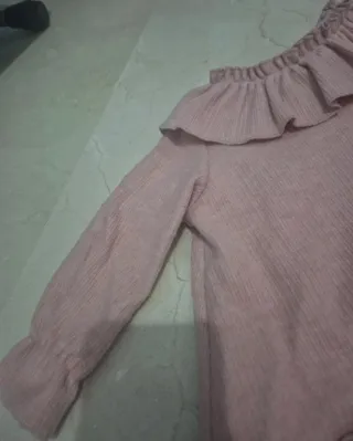 Vestido y braguita rosa con volantes