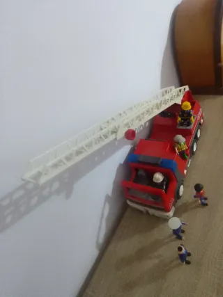 Camión Bomberos Playmobil con figuras