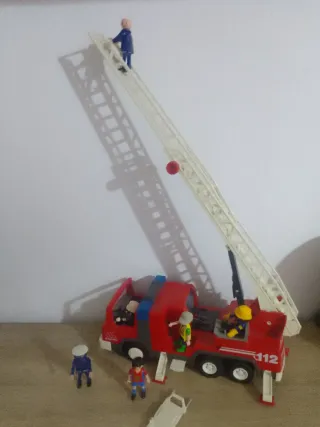 Camión Bomberos Playmobil con figuras