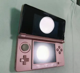 Nintendo 3DS Rosa + 2 Giochi Pokémon