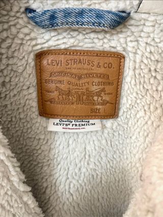 Cazadora Levi's Denim con Forro Sherpa