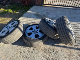 Llantas Audi 17 con neumáticos al 80%