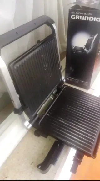 Parrilla Grill Grundig CG 5040