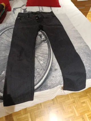 Pantalones Guess Negros Rayas Finas