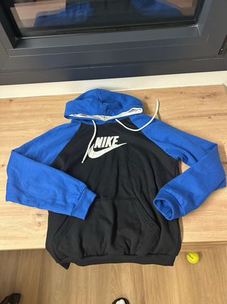 Pack Chaqueta Adidas(11-12) y Sudadera Nike(14)