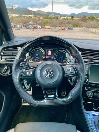 Volkswagen Golf R 2.0 TSI 300cv BMT 4Motion DSG