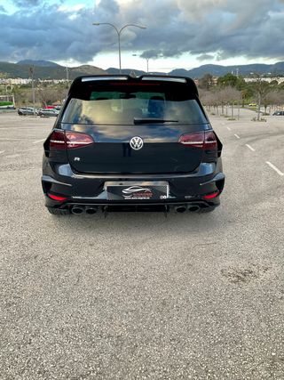 Volkswagen Golf R 2.0 TSI 300cv BMT 4Motion DSG