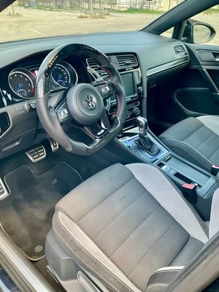 Volkswagen Golf R 2.0 TSI 300cv BMT 4Motion DSG