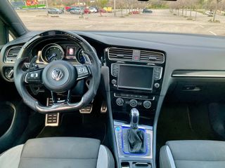 Volkswagen Golf R 2.0 TSI 300cv BMT 4Motion DSG