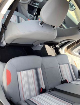 Peugeot 208 1.4 ACTIVE 2012