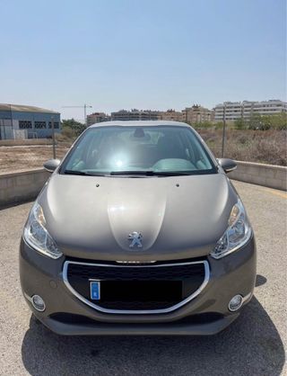 Peugeot 208 1.4 ACTIVE 2012