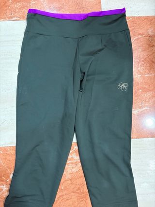 Pack 5 Mallas Adidas mujer y pirata Asics talla M