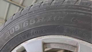 Llantas Mercedes Viano