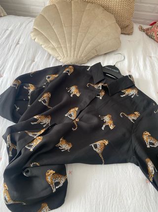 Camisa Diseño Leopardo Negra