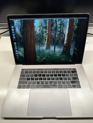 MacBook Pro 15,6 Gris 2018