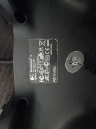 Comando Logitech Rumblepad 2 com fios