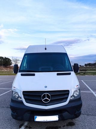 VENDO O CAMBIO. Mercedes Sprinter L4 H2