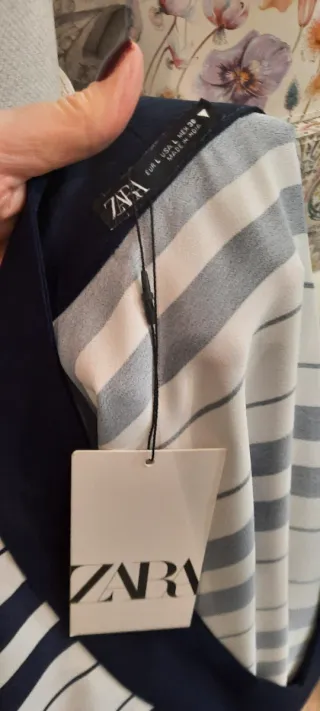 Blusa Zara Rayas Azul y Blanco