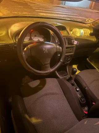Peugeot 206 2002