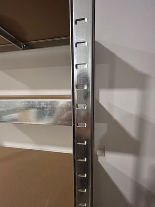 Estantería metálica de encastre