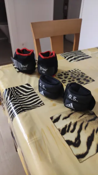 Muñequeras de peso Crivit y Adidas