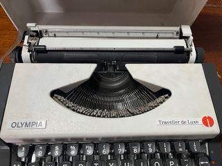 Máquinas de Escribir Hispano Olivetti y Olympia