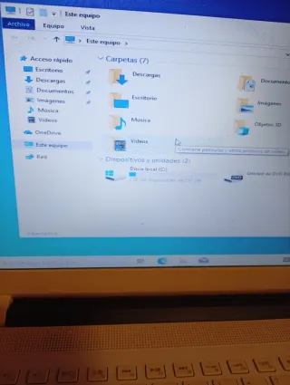 Portátil Toshiba Satellite C550 AMD A8 Blanco