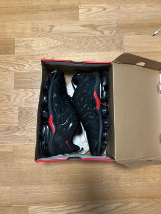 Nike VaporMax Caja Roja