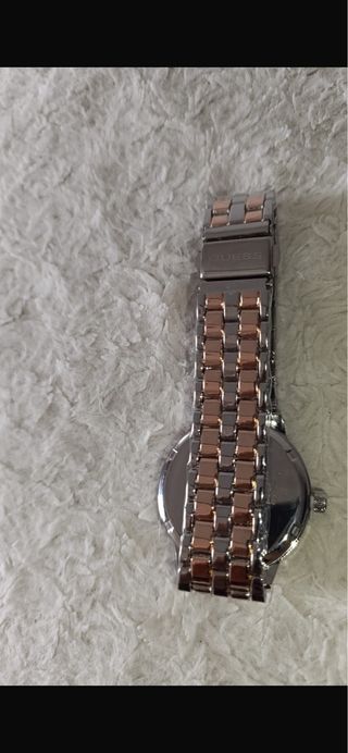 Reloj Guess Mujer Dorado y Plateado