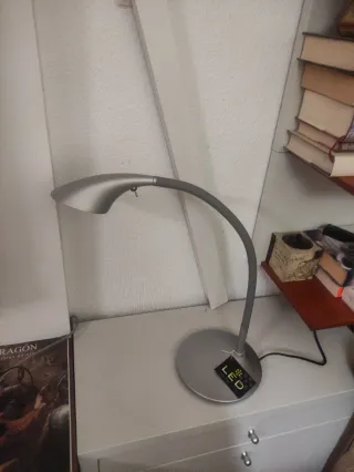 Lámpara de mesa LED flexible