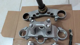 Suspensão Dianteira Honda Hornet 600 PC34