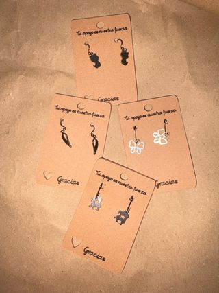 Pendientes de acero echo a mano