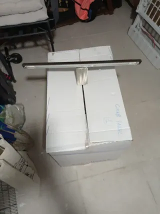 Aplique luz de pared metálico luz blanca natural