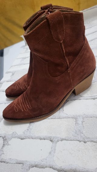 Botines cowboy tejanos color teja