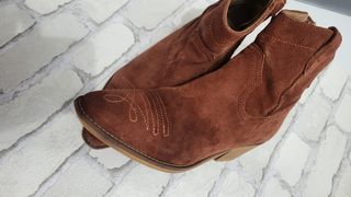 Botines cowboy tejanos color teja