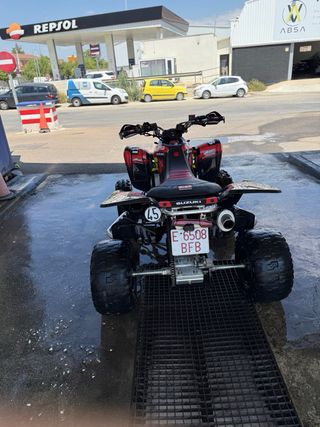 Suzuki LTZ 400 Quad