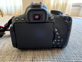 Cámara Canon EOS 650D