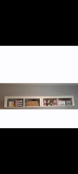 2 Estanterías de madera