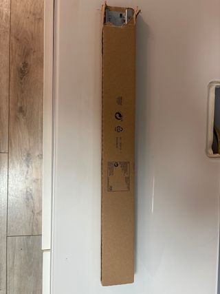 Sujeción Besta Ikea Madera