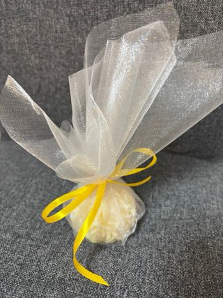 Vela artesanal decorativa